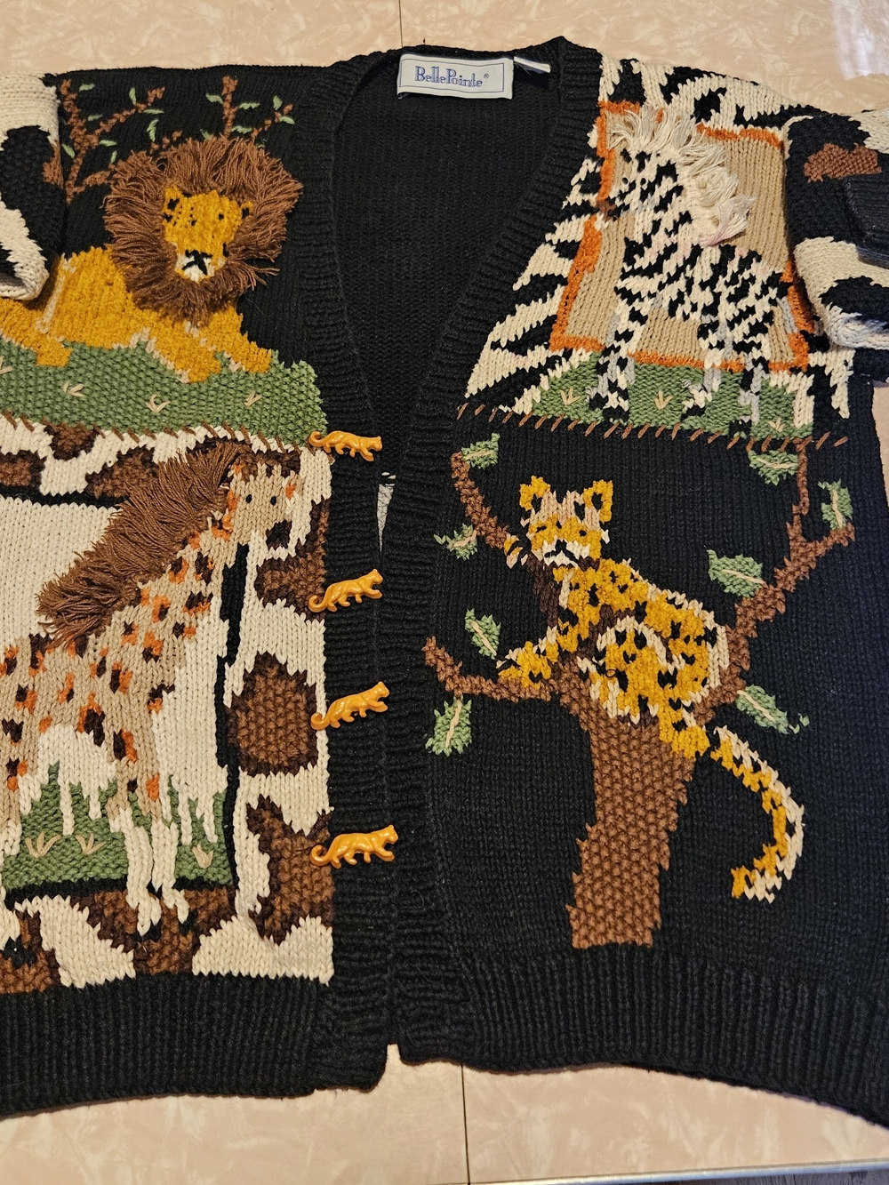 Vintage Belle Point Animal Sweater